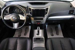 Универсал Subaru Outback 2011 года, 1519000 рублей, Омск