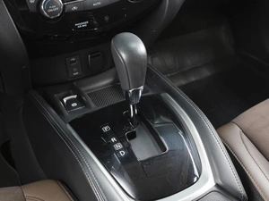 Внедорожник Nissan X-Trail 2020 года, 2795000 рублей, Омск