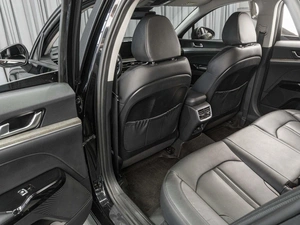 Седан Kia K5 2020 года, 2425000 рублей, Тюмень