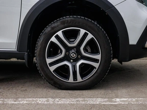 Седан Renault Logan Stepway 2022 года, 1280000 рублей, Большой Сочи