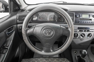 Седан Toyota Corolla 2003 года, 489000 рублей, Барнаул
