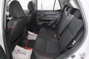 Внедорожник Toyota Raize 2019 года, 1629000 рублей, Красноярск