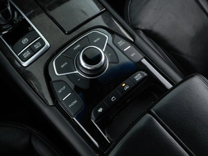 Седан Kia Quoris 2018 года, 2099050 рублей, Москва