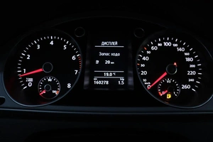 Седан Volkswagen Passat 2011 года, 1220000 рублей, Брянск