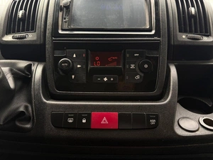 Peugeot Boxer, II рестайлинг (2014—н. в.), 2.2 HDi MT (130 л.с.) 2018г. 2018 года, 2449977 рублей, Москва