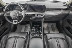 Седан Kia K5 2021 года, 2409000 рублей, Барнаул