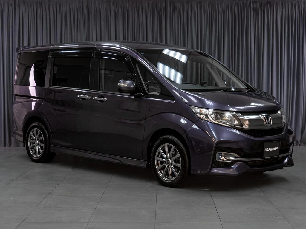 Минивэн Honda Stepwgn Spada 2016 года, 2249000 рублей, Тюмень