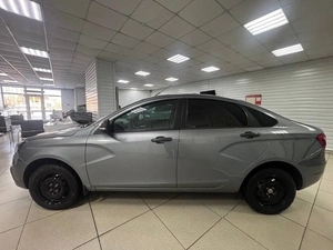 Седан ВАЗ (LADA) Vesta 2018 года, 820000 рублей, Ачинск