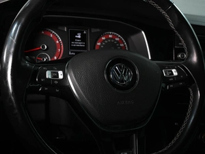 Седан Volkswagen Jetta 2020 года, 1890000 рублей, Аксай