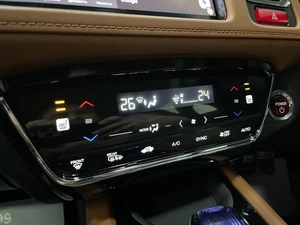 Внедорожник Honda Vezel 2016 года, 1597000 рублей, Солонцы