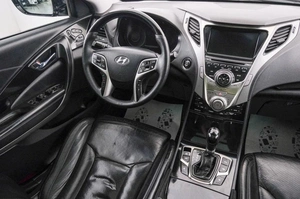 Седан Hyundai Grandeur 2012 года, 1349000 рублей, Красноярск