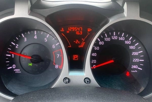 Внедорожник Nissan Juke 2012 года, 970000 рублей, Солонцы