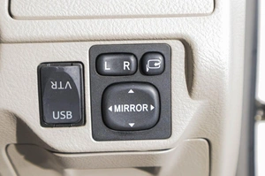 Седан Toyota Belta 2011 года, 1059000 рублей, Барнаул