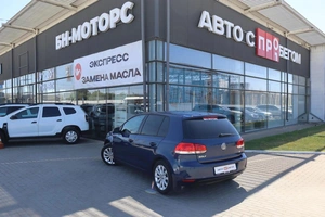 Хэтчбек Volkswagen Golf 2011 года, 810000 рублей, Мирное
