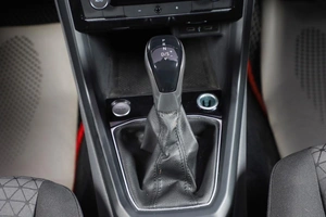 Внедорожник Volkswagen T-Cross 2021 года, 2209000 рублей, Новосибирск