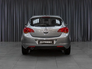 Хетчбэк Opel Astra 2011 года, 789000 рублей, Тюмень