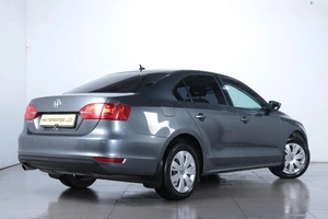 Седан Volkswagen Jetta 2013 года, 1009000 рублей, Челябинск