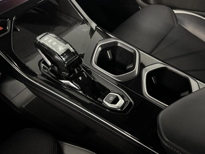 Внедорожник Geely Atlas 2024 года, 2745200 рублей, Казань