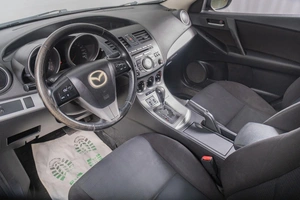 Седан Mazda 3 2011 года, 989000 рублей, Томск