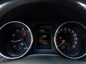 Внедорожник Skoda Yeti 2015 года, 1219000 рублей, Волгоград