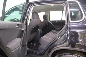 Внедорожник Volkswagen Tiguan 2010 года, 1080000 рублей, Брянск