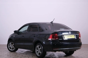 Седан Volkswagen Polo 2017 года, 1039000 рублей, Омск