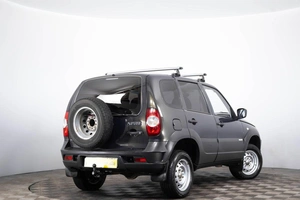 Внедорожник Chevrolet Niva 2013 года, 749000 рублей, Пермь