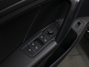 Внедорожник Volkswagen Tiguan 2021 года, 4200000 рублей, Омск