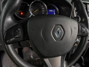 Хетчбэк Renault Sandero 2017 года, 1039000 рублей, Воронеж