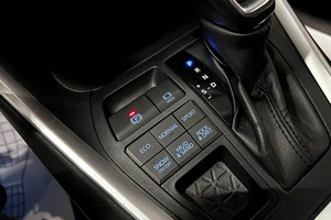 Внедорожник Toyota RAV4 2021 года, 3397000 рублей, Красноярск