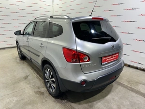Внедорожник Nissan Qashqai+2 2009 года, 1100000 рублей, Красноярск