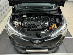 Внедорожник Toyota C-HR 2018 года, 1957000 рублей, Красноярск