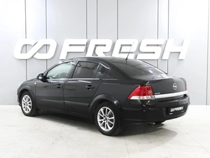 Седан Opel Astra 2011 года, 679000 рублей, Аксай