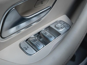 Внедорожник Mercedes-benz Maybach GLS-класс 2023 года, 24000000 рублей, Волгоград