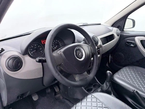 Седан Renault Logan 2010 года, 437000 рублей, Орёл