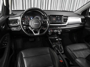 Внедорожник Kia Stonic 2018 года, 1859000 рублей, Ставрополь