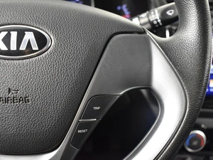 Седан Kia Rio 2016 года, 867100 рублей, Казань