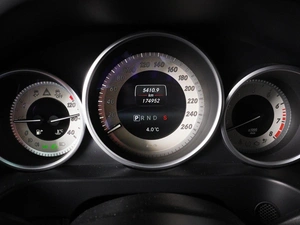 Седан Mercedes-benz E-класс 2015 года, 2979000 рублей, Минеральные Воды