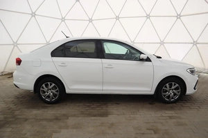 Лифтбек Volkswagen Polo 2021 года, 1899000 рублей, Обнинск