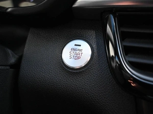 Седан Kia Optima 2016 года, 1899000 рублей, Кирилловка