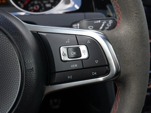 Хетчбэк Volkswagen Golf GTI 2019 года, 3100000 рублей, Краснодар