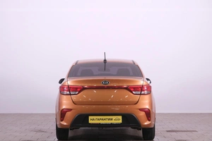 Седан Kia Rio 2017 года, 1199000 рублей, Омск