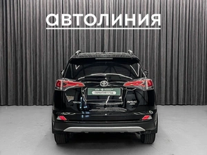 Внедорожник Toyota RAV4 2017 года, 2299000 рублей, Красноярск