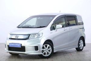 Минивэн Honda Freed 2012 года, 1149000 рублей, Омск