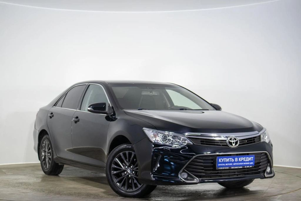 Седан Toyota Camry 2018 года, 1399000 рублей, Оренбург
