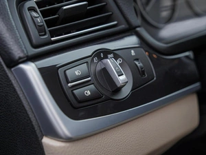 Седан BMW 5 серия 2012 года, 1790000 рублей, Волгоград