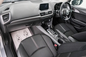 Седан Mazda Axela 2018 года, 1549000 рублей, Красноярск