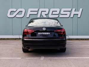 Седан Volkswagen Passat (North America) 2018 года, 1685000 рублей, Большой Сочи