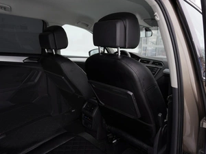 Внедорожник Volkswagen Tiguan 2017 года, 2100000 рублей, Тверь