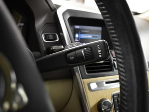 Внедорожник Volvo XC60 2012 года, 1254900 рублей, Казань